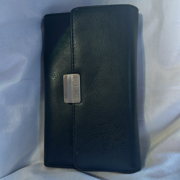 Women’s black multi function wallet with attached coin purse on back - Picture 6 of 6